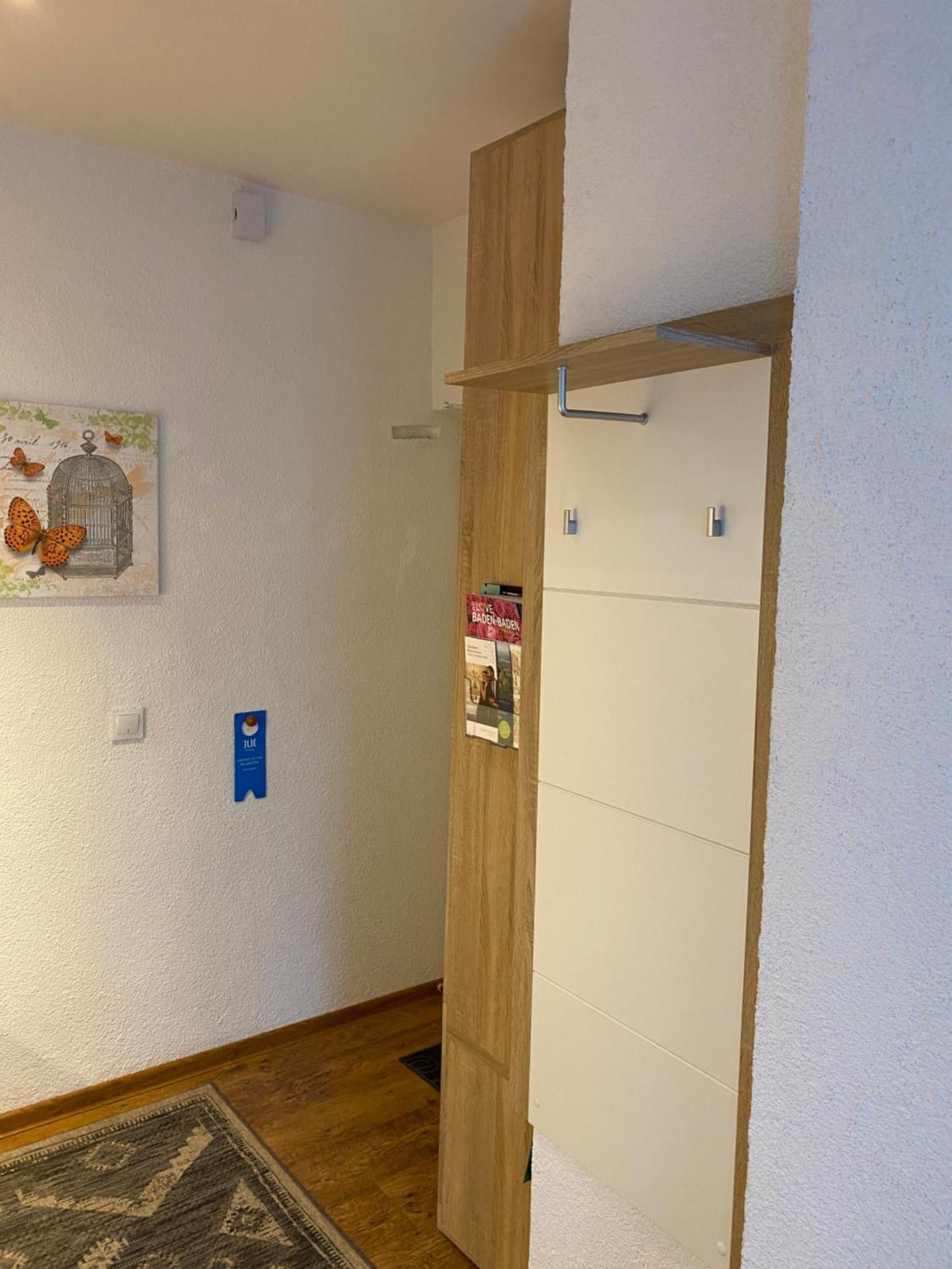 Modernes Studio Baden-Bade Exterior foto